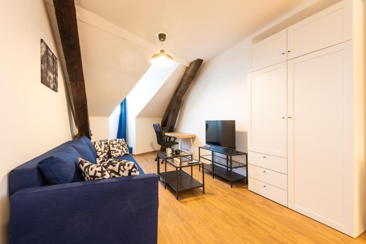 Appartement Coeur De Ville - Au Calme - Wifi - Four, Lave-Seche Linge Pau Ngoại thất bức ảnh
