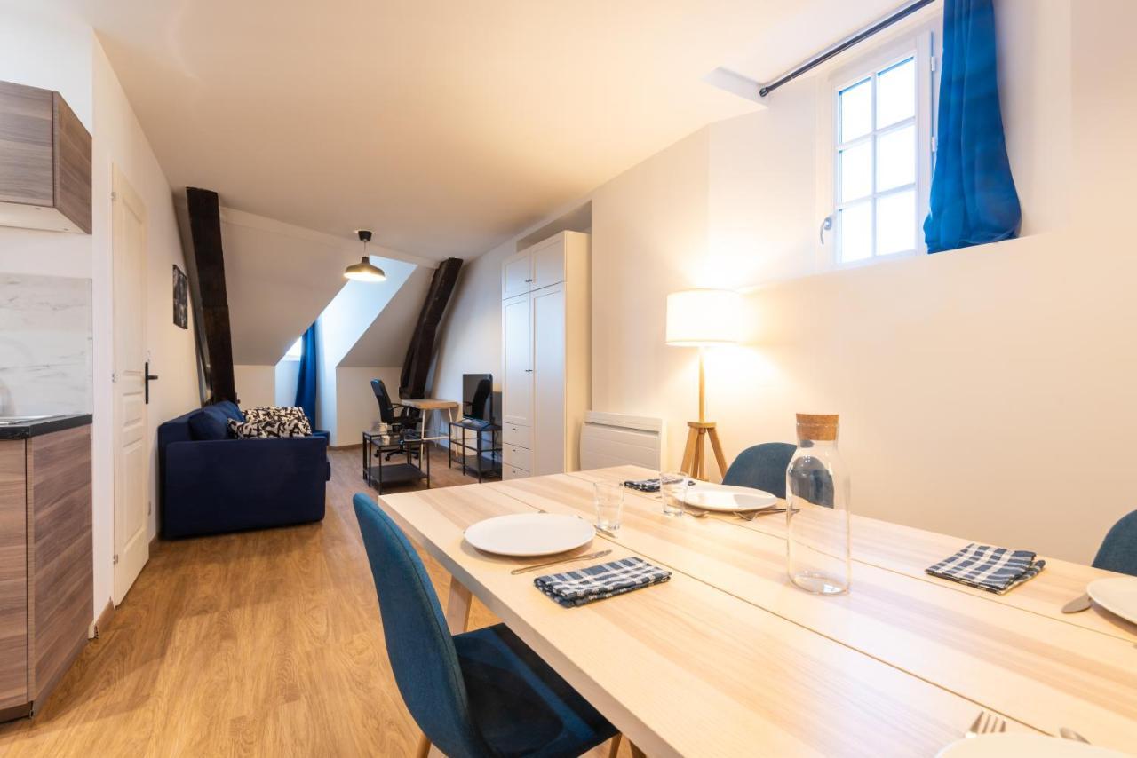 Appartement Coeur De Ville - Au Calme - Wifi - Four, Lave-Seche Linge Pau Ngoại thất bức ảnh