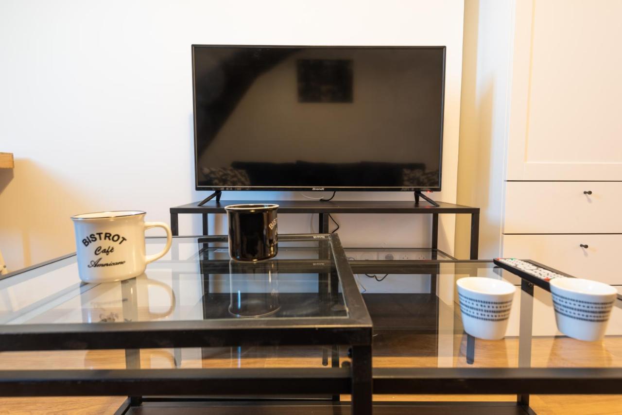 Appartement Coeur De Ville - Au Calme - Wifi - Four, Lave-Seche Linge Pau Ngoại thất bức ảnh