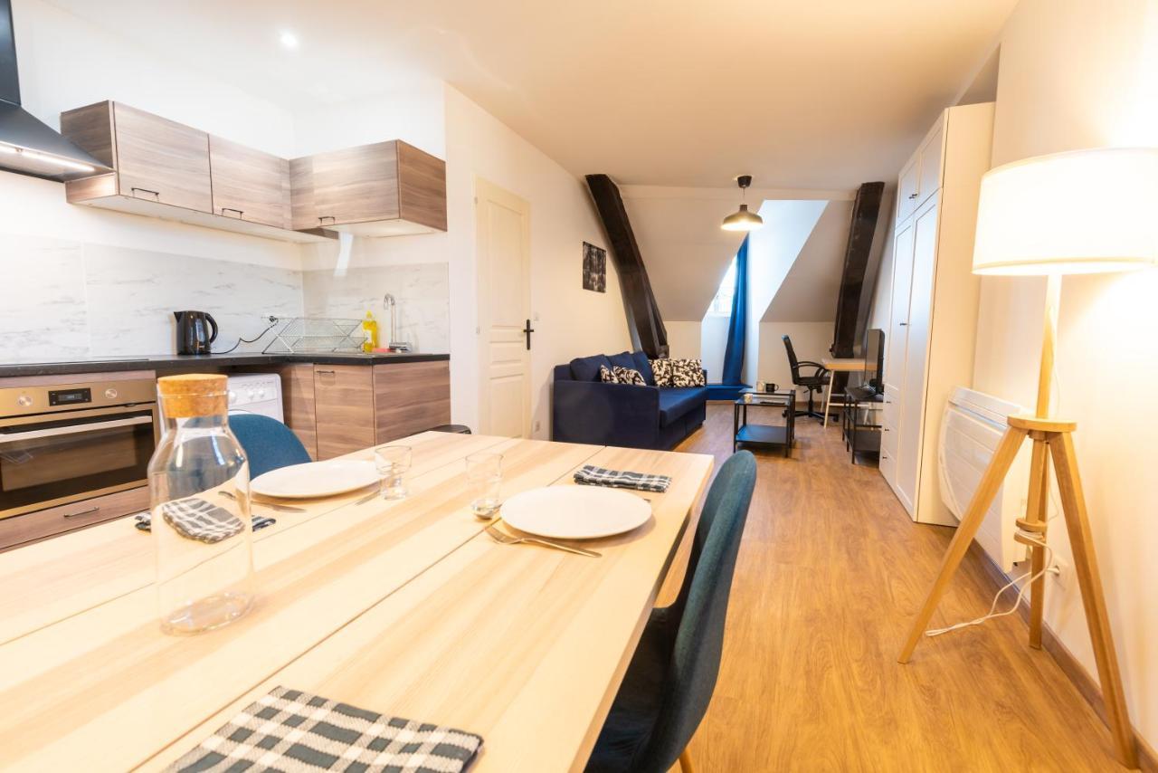 Appartement Coeur De Ville - Au Calme - Wifi - Four, Lave-Seche Linge Pau Ngoại thất bức ảnh